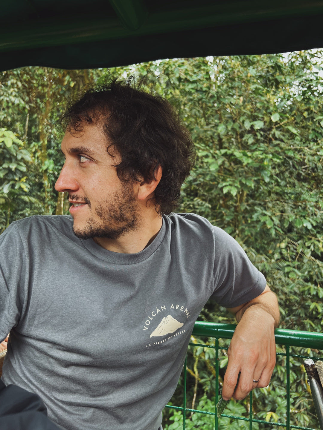 Arenal • Camisa Camisa La Fiebre de Viajar