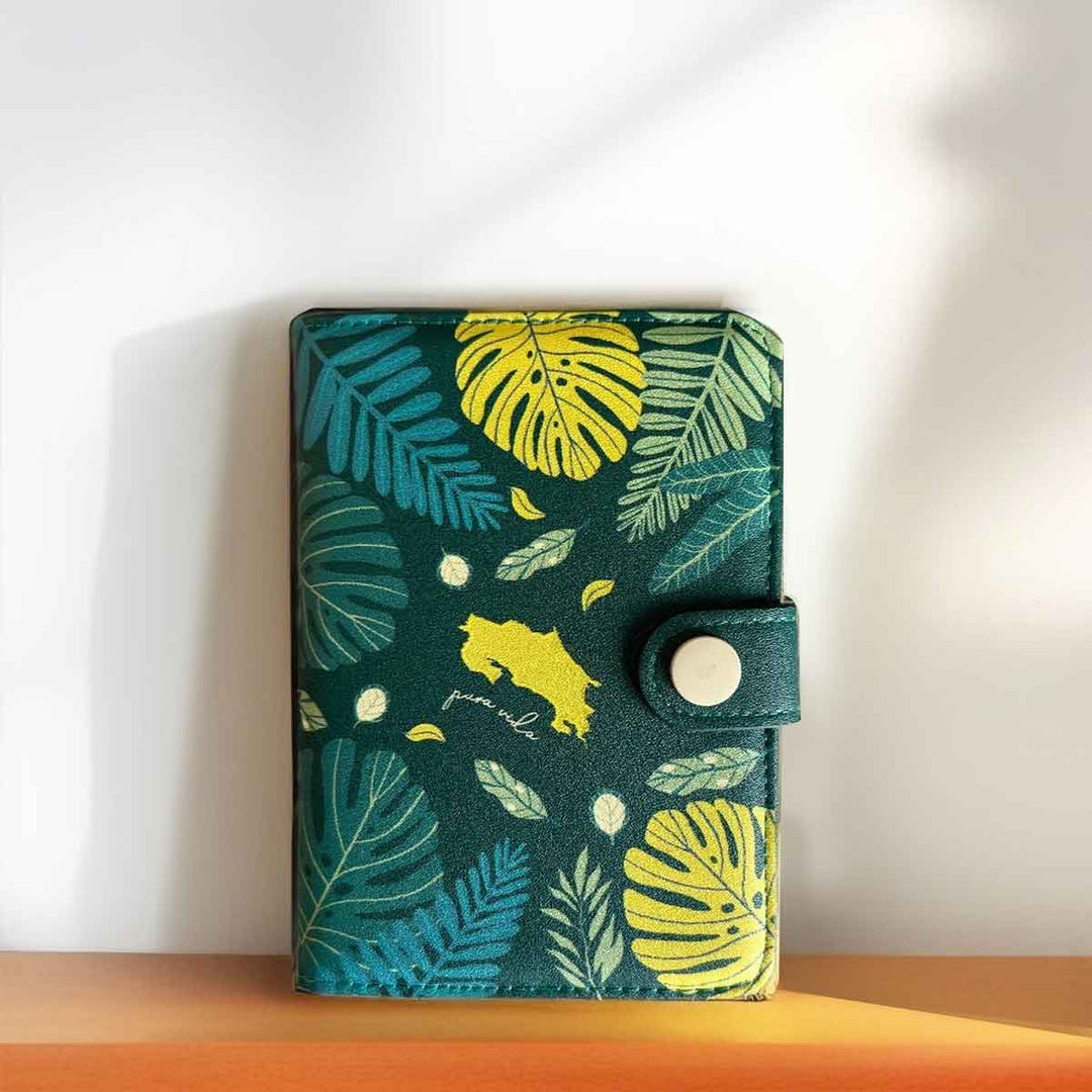 Porta pasaporte Abrazo del Bosque La Fiebre de Viajar