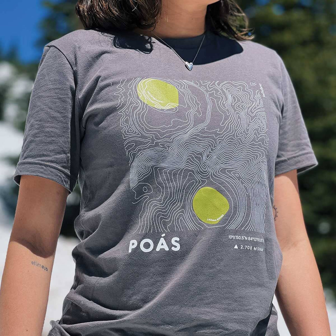 Relieve del Poás Camisa La Fiebre de Viajar
