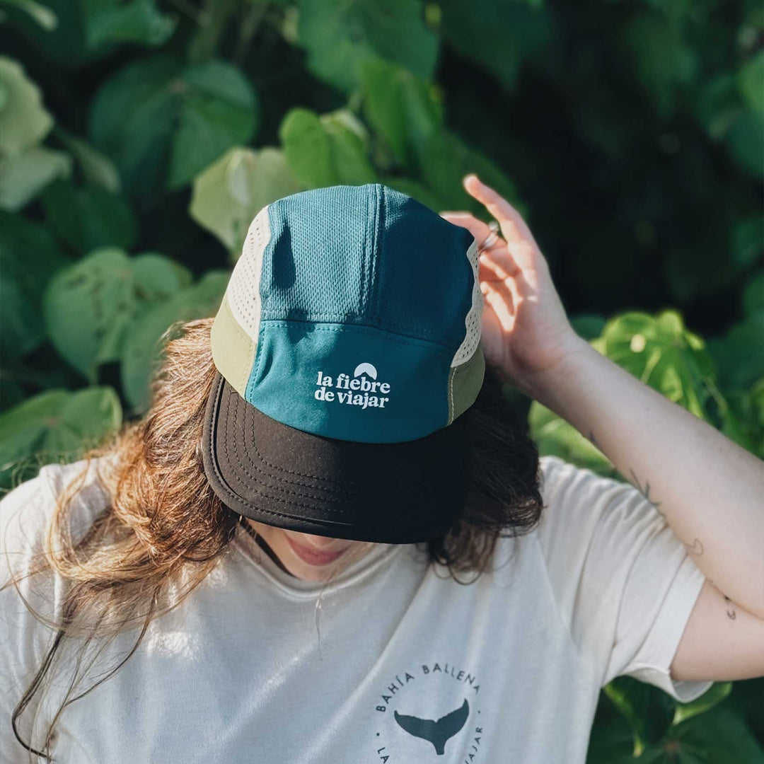 Gorra para Senderismo Ceiba – Ultraliviana y Secado Rápido La Fiebre de Viajar 