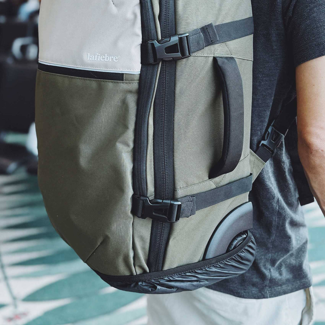 Mochila híbrida Manatí La Fiebre de Viajar 
