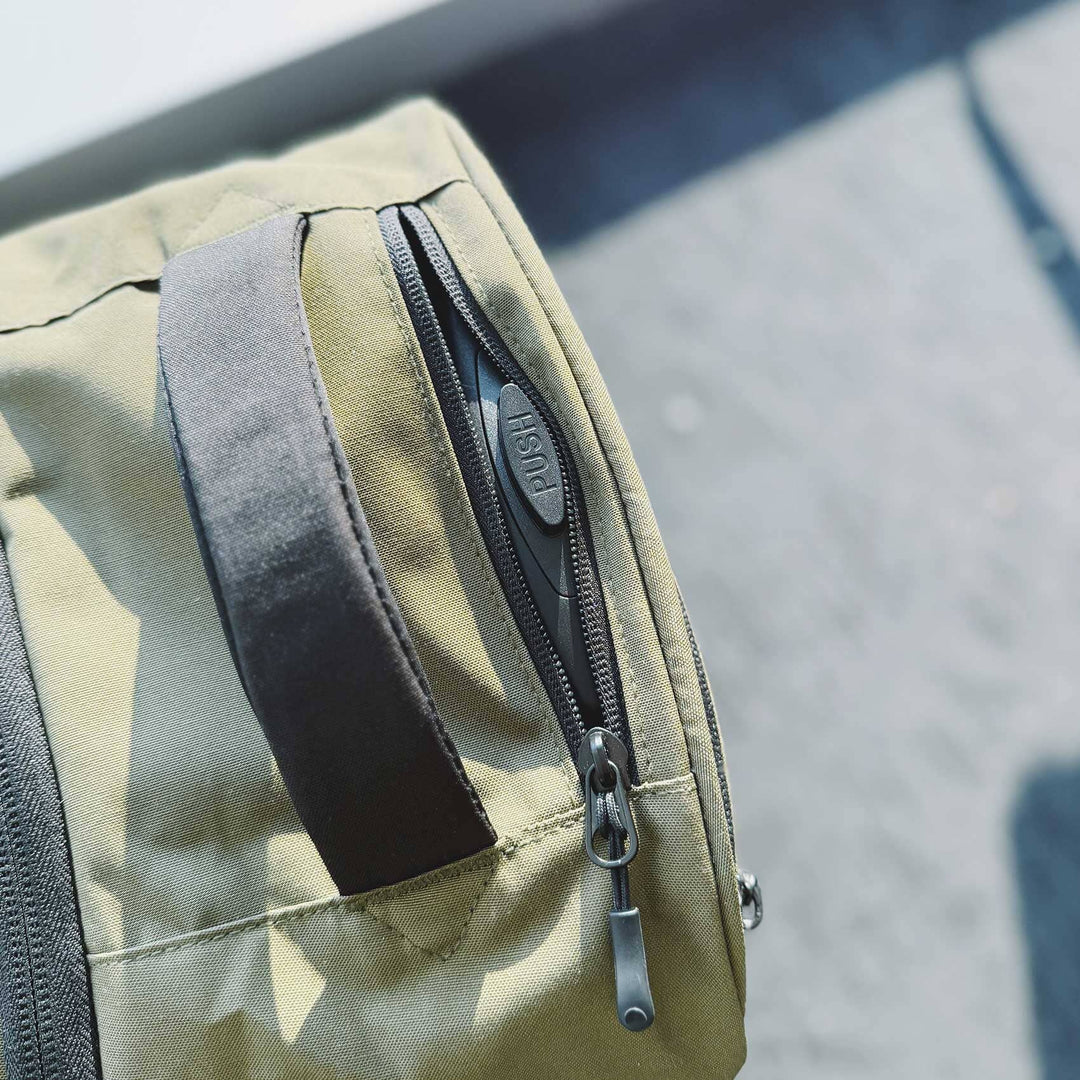 Mochila híbrida Manatí La Fiebre de Viajar 