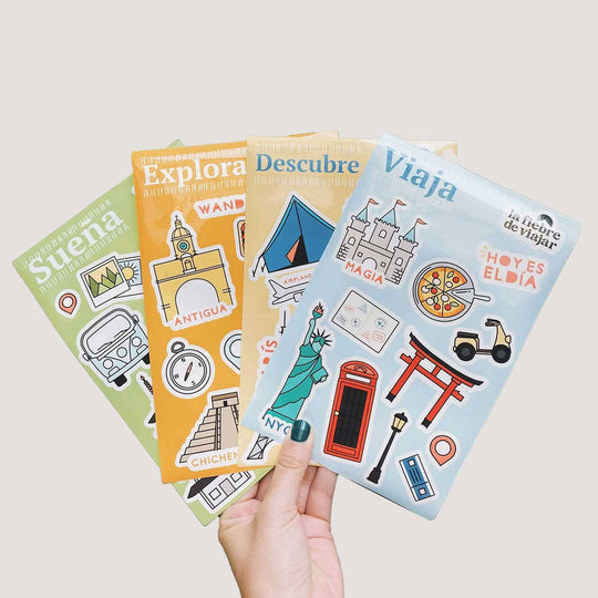Paquete de láminas de stickers del Mundo La Fiebre de Viajar 