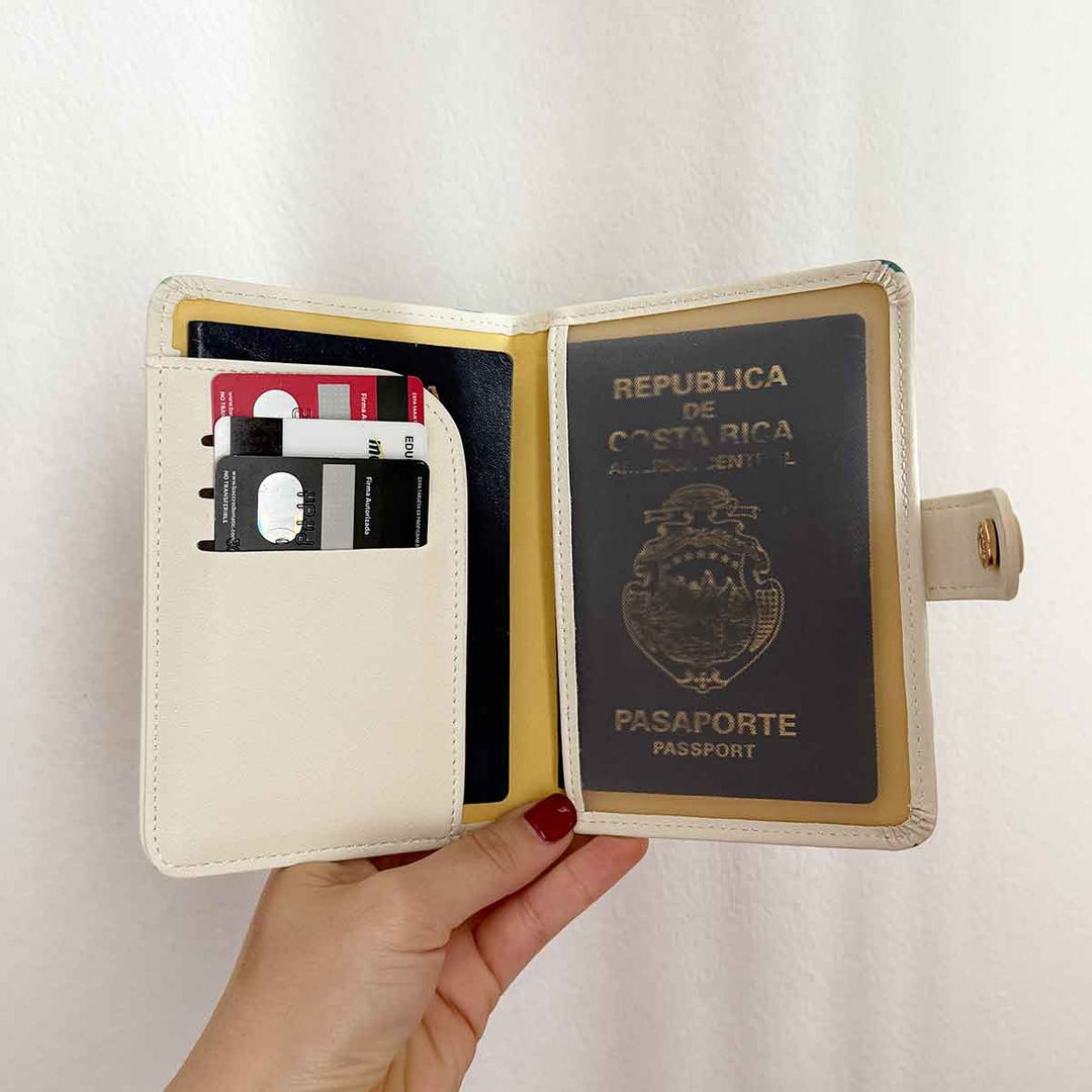 Porta pasaporte Morpho Portapasaportes La Fiebre de Viajar 