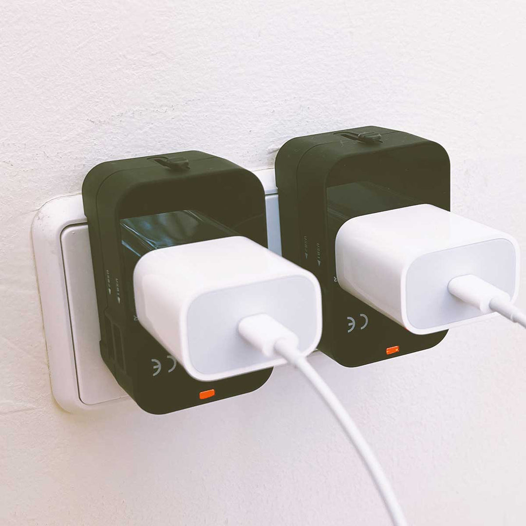 Universal • Adaptador de corriente La Fiebre de Viajar 